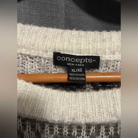 Concepts New York Sweater - Picture 2 of 3